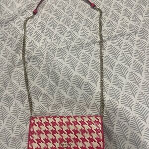 kate spade pink and cream woven houndstooth crossbody